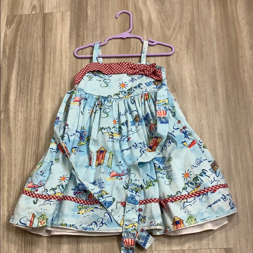 Girls dress